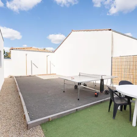 D'architecte - Piscine - בית הארחה *