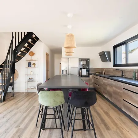 D'architecte - Piscine - בית הארחה *