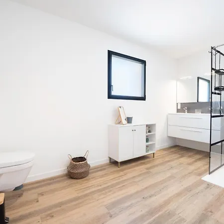 D'architecte - Piscine - בית הארחה Le Bernard